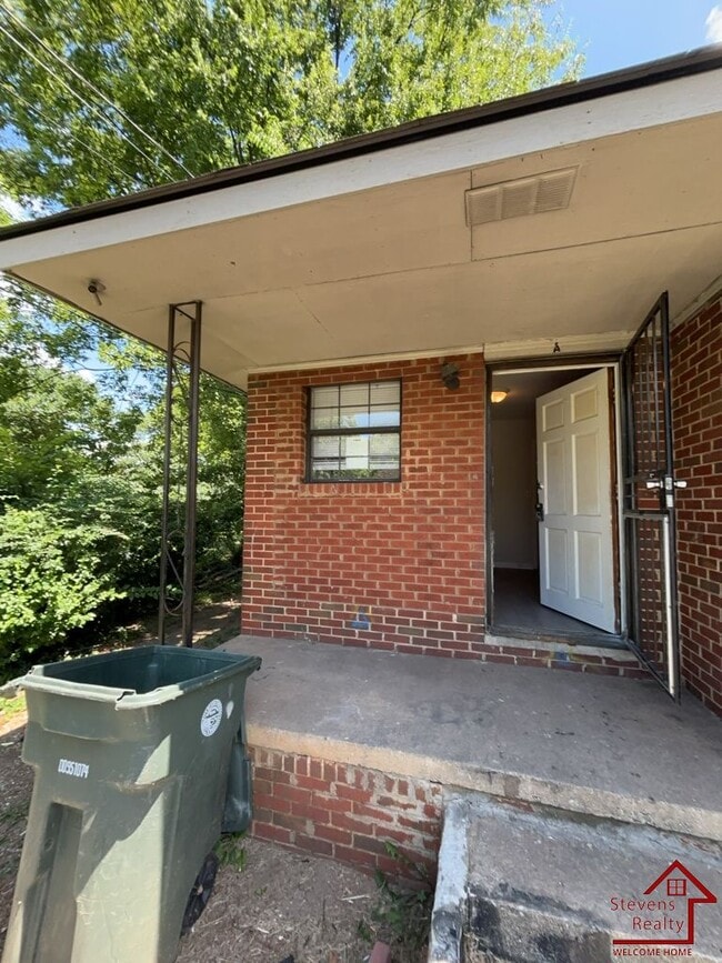 Building Photo - 3710 Central Ave Unit A Rental