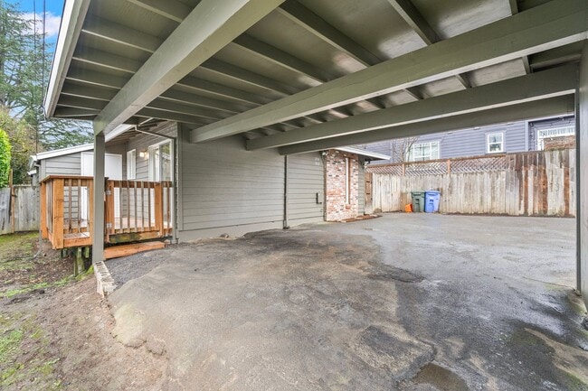 Photo - 1912-1914-1914 SE Tacoma St Unidad 1912