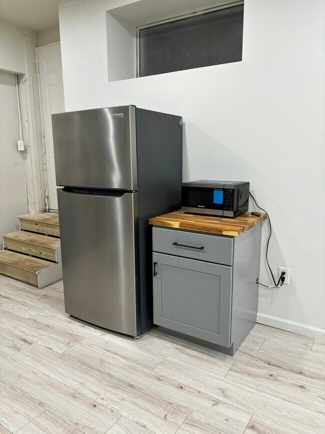 Photo - 946 Veltre Cir SW