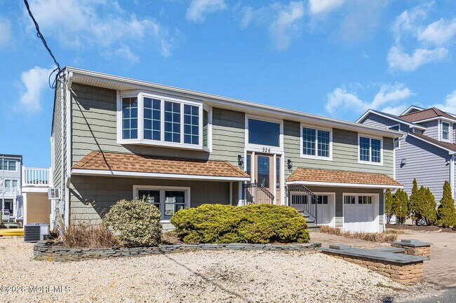 326 Cutter Ln