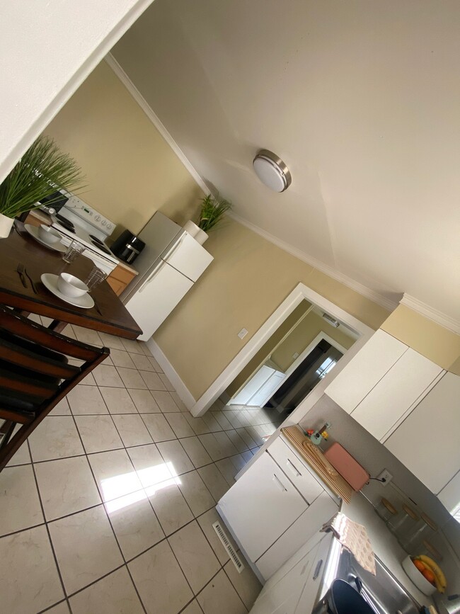 Photo - 440 N 800 W St