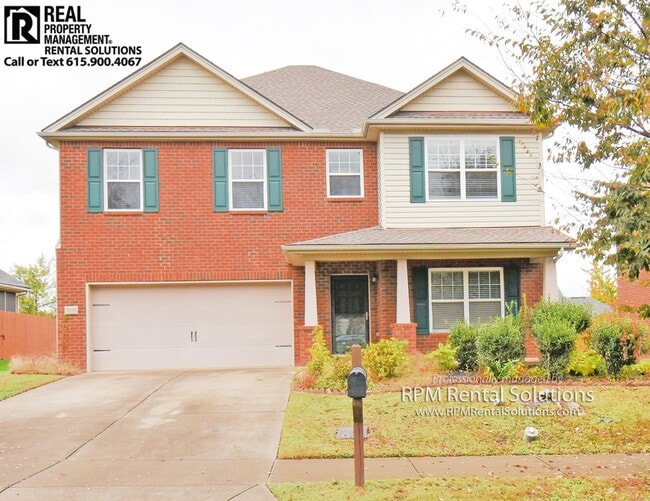 Building Photo - Amazing brick home in Brentwood! Large fenced backyard, washer/dryer included!