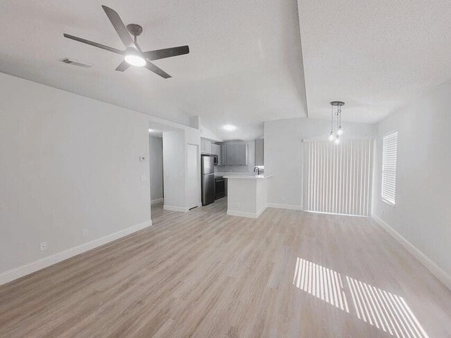 Photo - 2819 Stoneway Ln