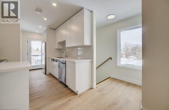 Photo - 19 Downey St