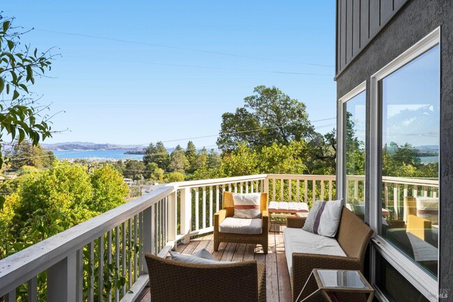 Photo - 48 Junipero Serra Ave