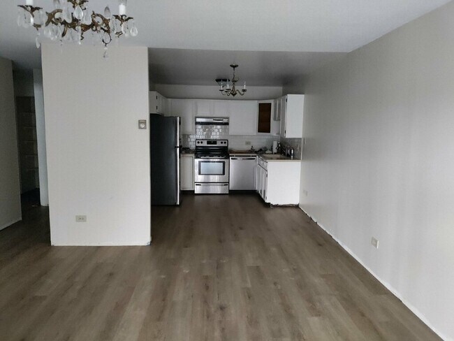 695 S Alton Way Unit 7B