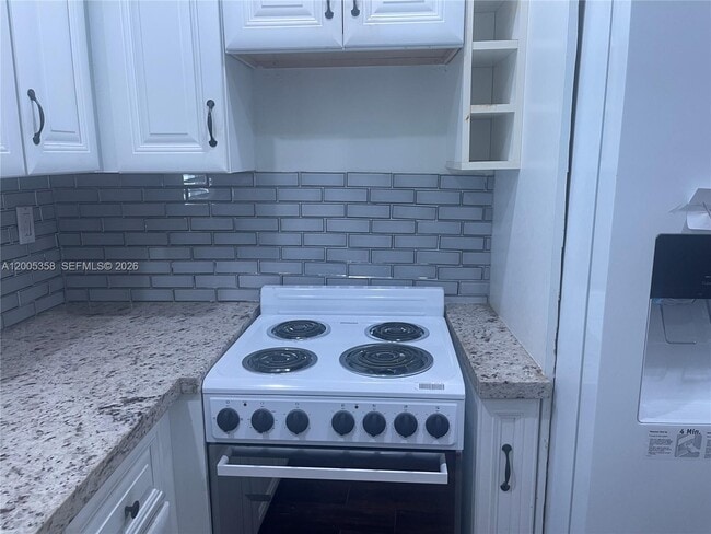 Photo - 554 NE 74th St