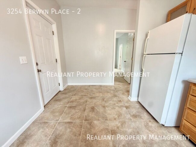 Photo - 3254 Berwyn Pl Unit 2