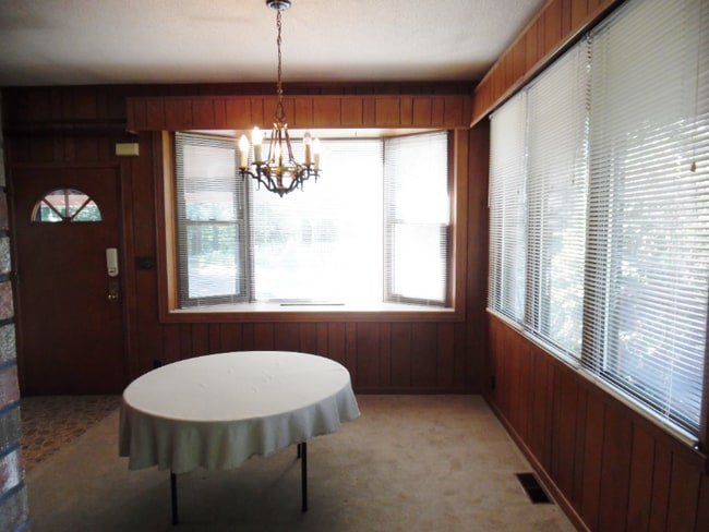 Photo - 2638 Table Rock Rd