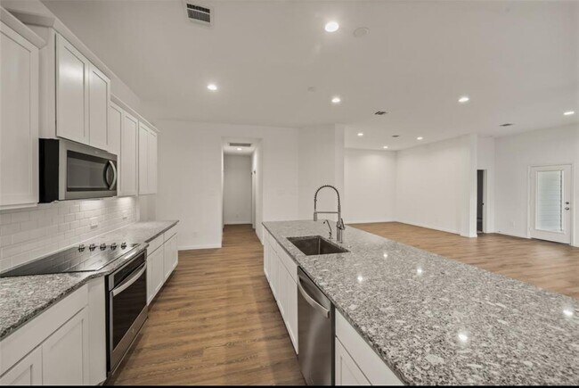 Photo - 177 Jim Hall Ln