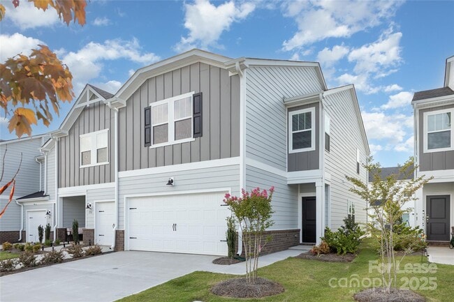 Photo - 1735 Braemar Vlg Dr
