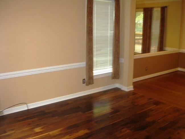 Photo - Pre-lease now for April!