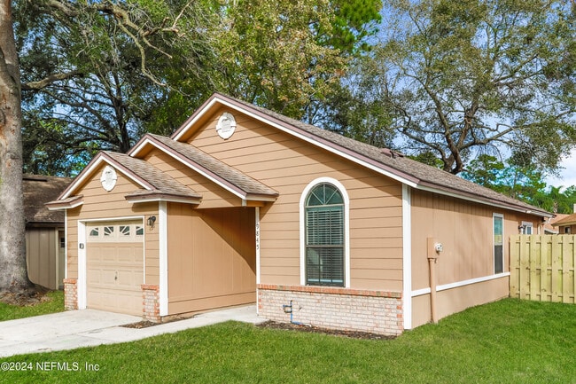 Photo - 9845 Paddlewheel Dr W