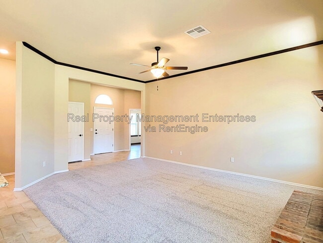 Photo - 4500 Oasis Ct