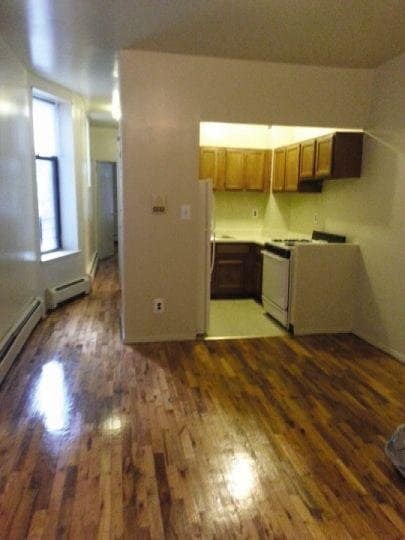 Photo - 1091 Gates Ave Unit #1091