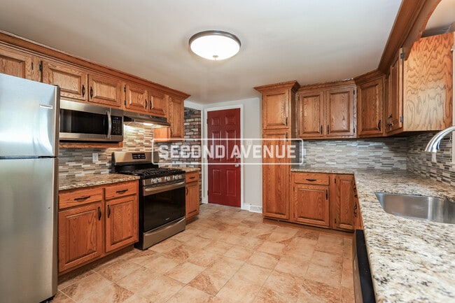 Photo - 1003 Locust Dr