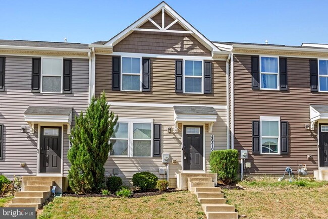 Building Photo - 46310 Creeping Primrose Ln