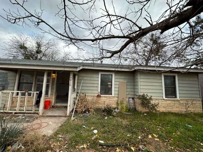 Building Photo - 5410 Encino Rd Rental