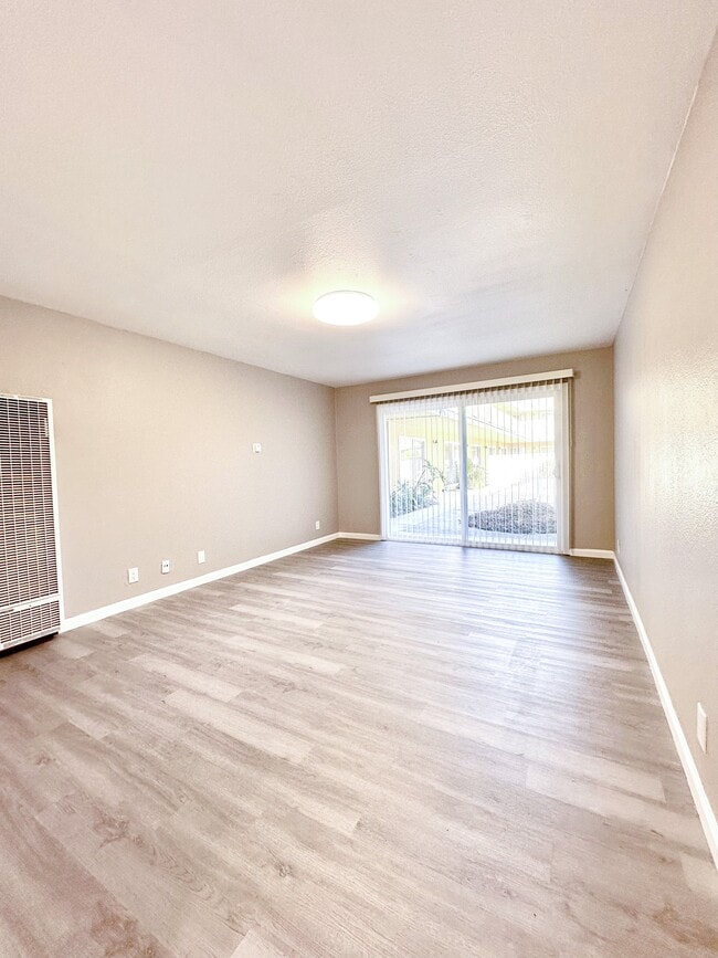 Photo - Sandalwood Apartments