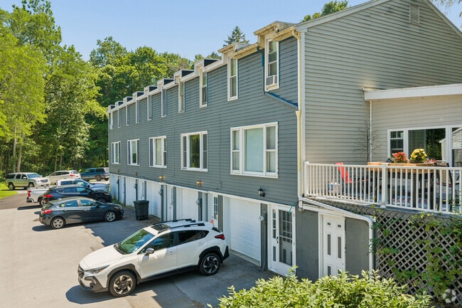 Building Photo - Highbridge Commons