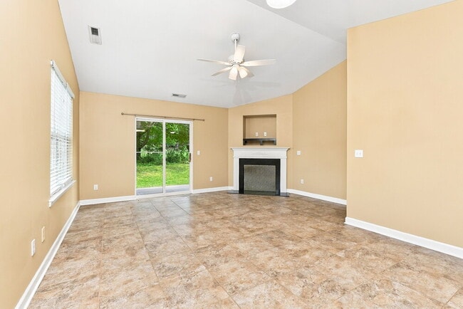 296 Konnoak Village Cir
