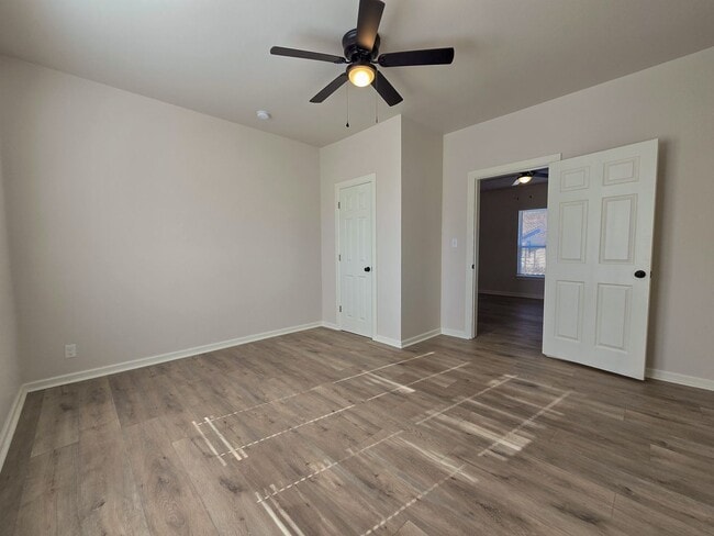 Photo - 1224 N Market Ave