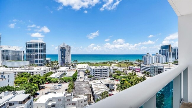 Building Photo - 6770 Indian Creek Dr Unit 15B