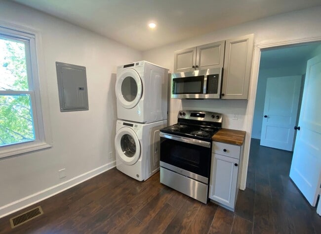 Photo - 516 S 13th St Unit #B