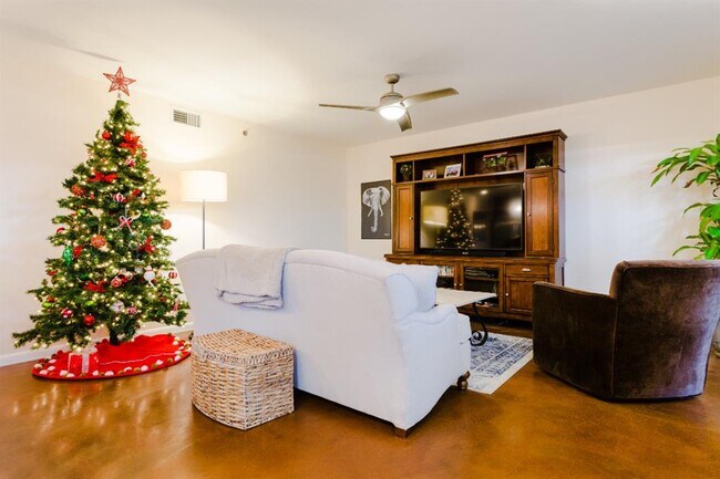 Photo - 41 Waller St Unidad 103