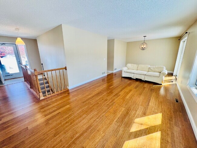 Photo - Charming Chaska Retreat: Spacious Single Family Homer 4-Bedroom 2.5 Bathroom Home with Finished B...