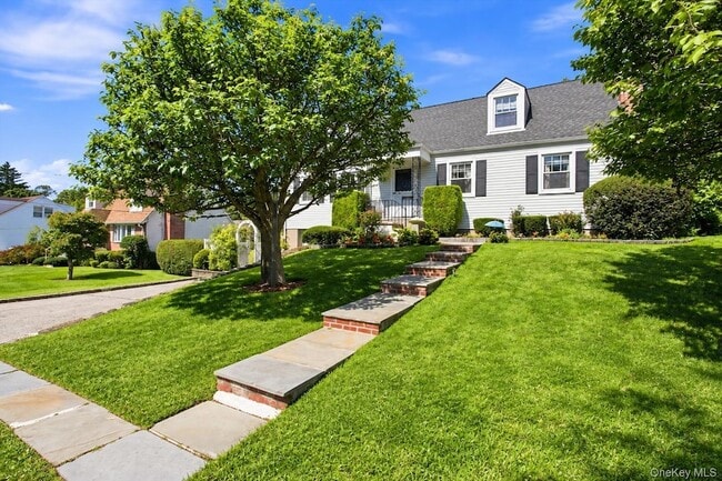 24 Avondale Rd
