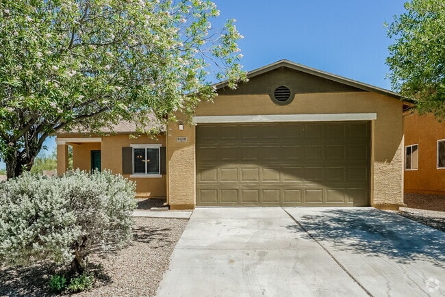 Building Photo - 8448 W Green Kingfisher Ln Rental