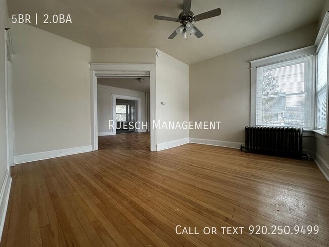 Photo - Beautiful 5 Bedroom 2 Bath Single Family H...