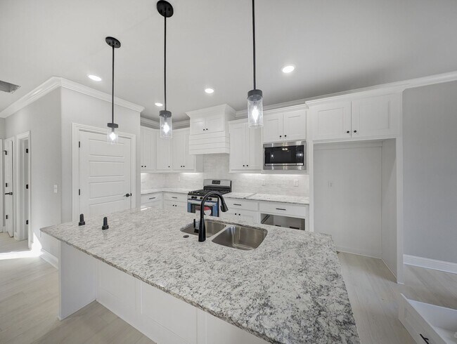 Photo - 257 Vicks Cir