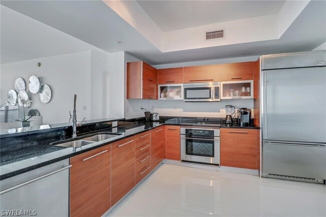 Photo - 3000 Oasis Grand Blvd Condo Unit 3005