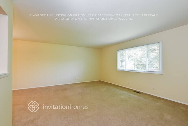 Photo - 1571 Birch Ave