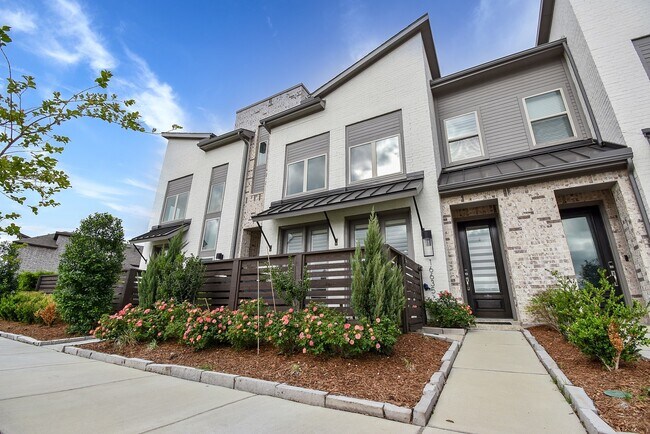 Photo - 16635 Bristol Steel Ln