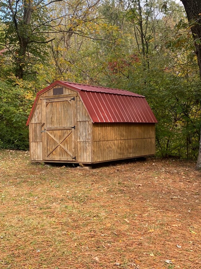 Photo - 4004 Luwana Ln