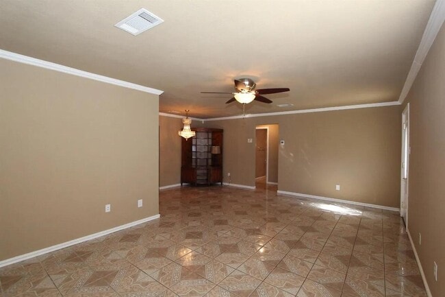 Photo - 2610 35th St