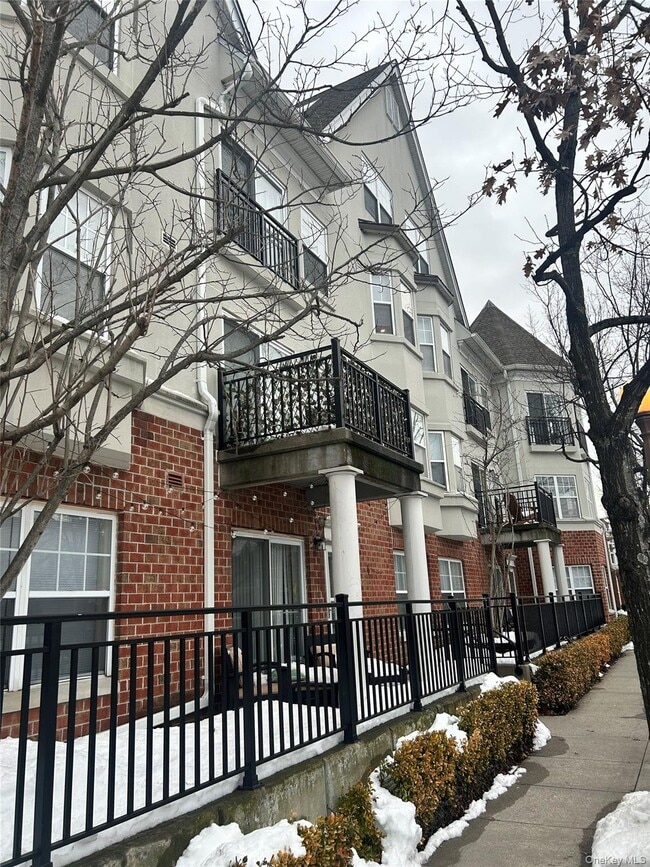 Photo - 125 Parkway Rd Unit 1220