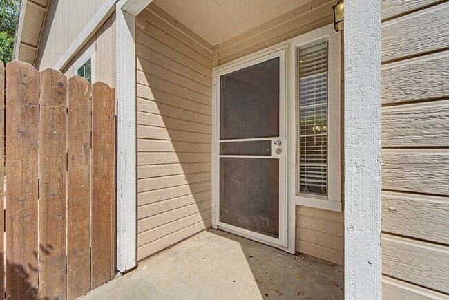 Photo - 1741 Wildflower Cir