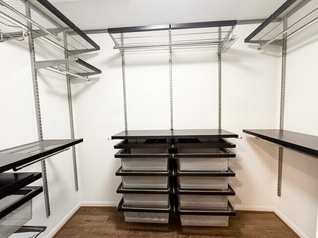 Photo - 2442 Bering Dr Unit 2442
