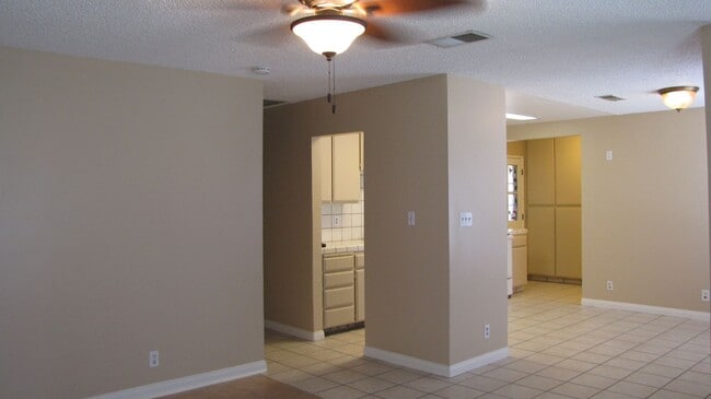 Photo - Oildale Home