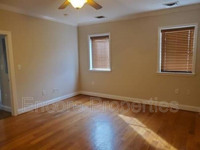 Photo - 510 E Broad St Unit 202