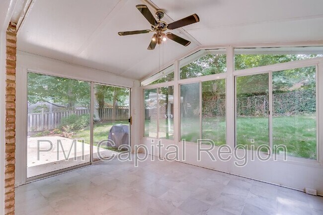 Photo - 7021 Whittier Blvd