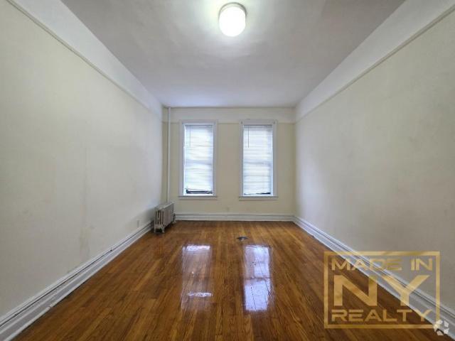 Building Photo - 1 bedroom in WOODHAVEN NY 11421 Unit C4 Rental