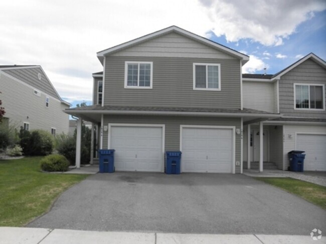 Building Photo - $1,800 Monthly | Centrally Located | 3 Bed... Unit B Rental