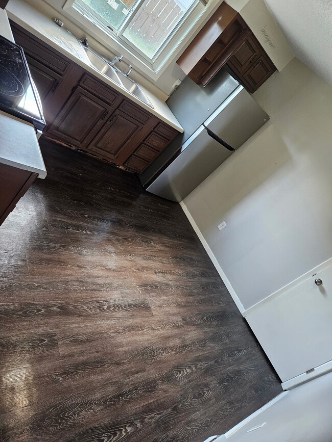 Photo - 302 Maple Ln Unit 1