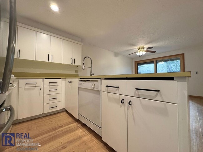 Photo - 15402 SW Village Ln