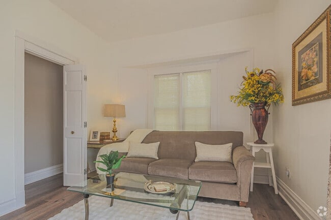 Building Photo - 839 Dunlop Ave Unit ID1244957P Rental